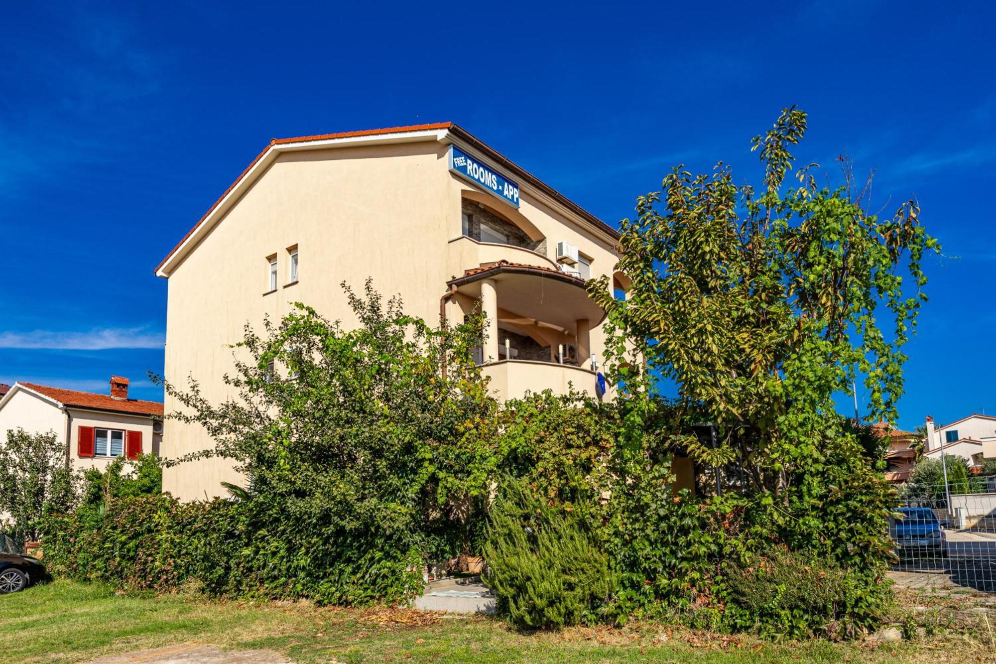 Apartments Mijic Medulin Kültér fotó